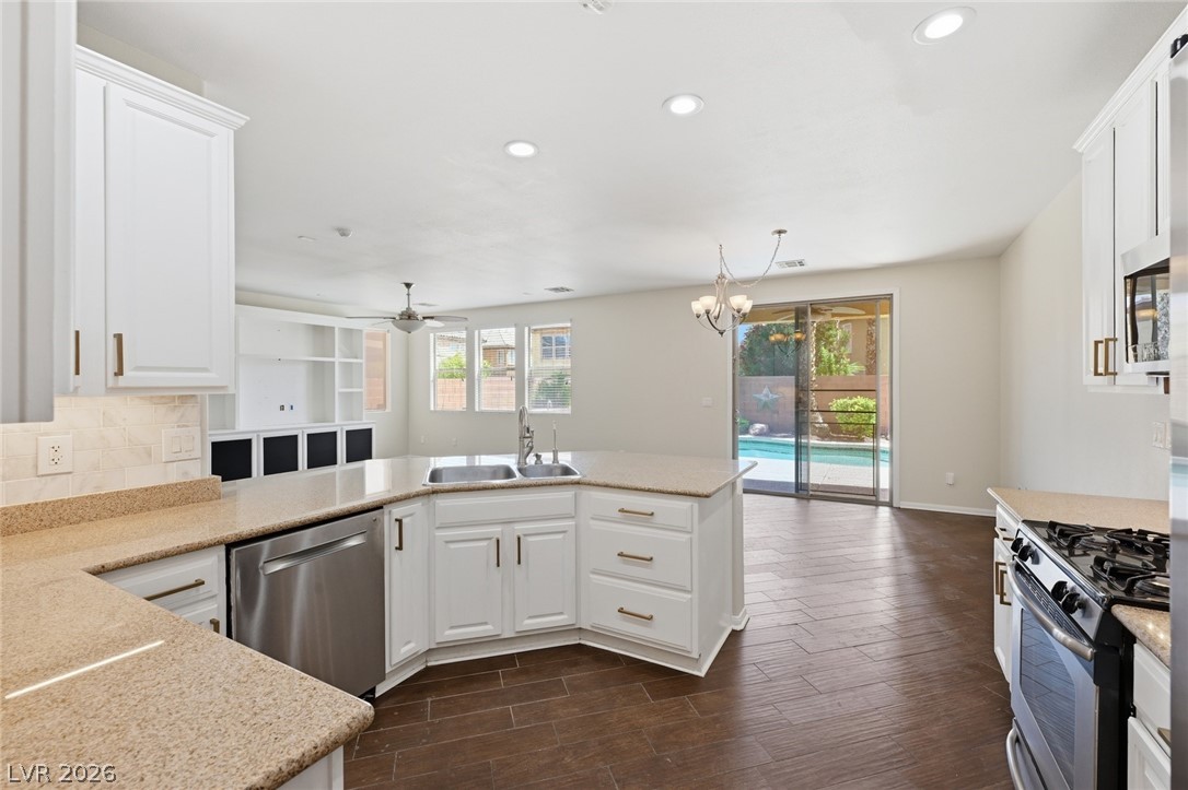 786 Crest Valley Place