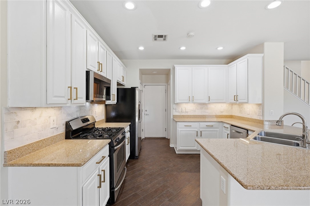 786 Crest Valley Place