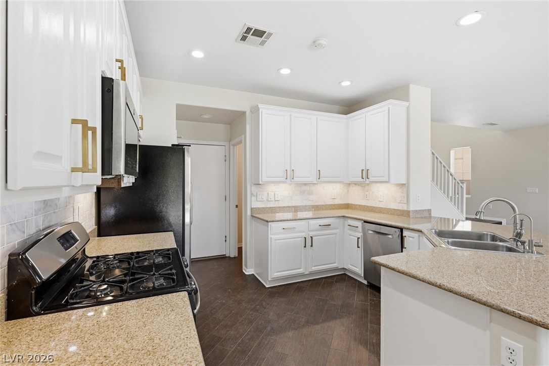 786 Crest Valley Place