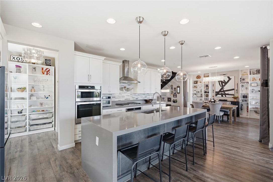 2672 Evolutionary Lane