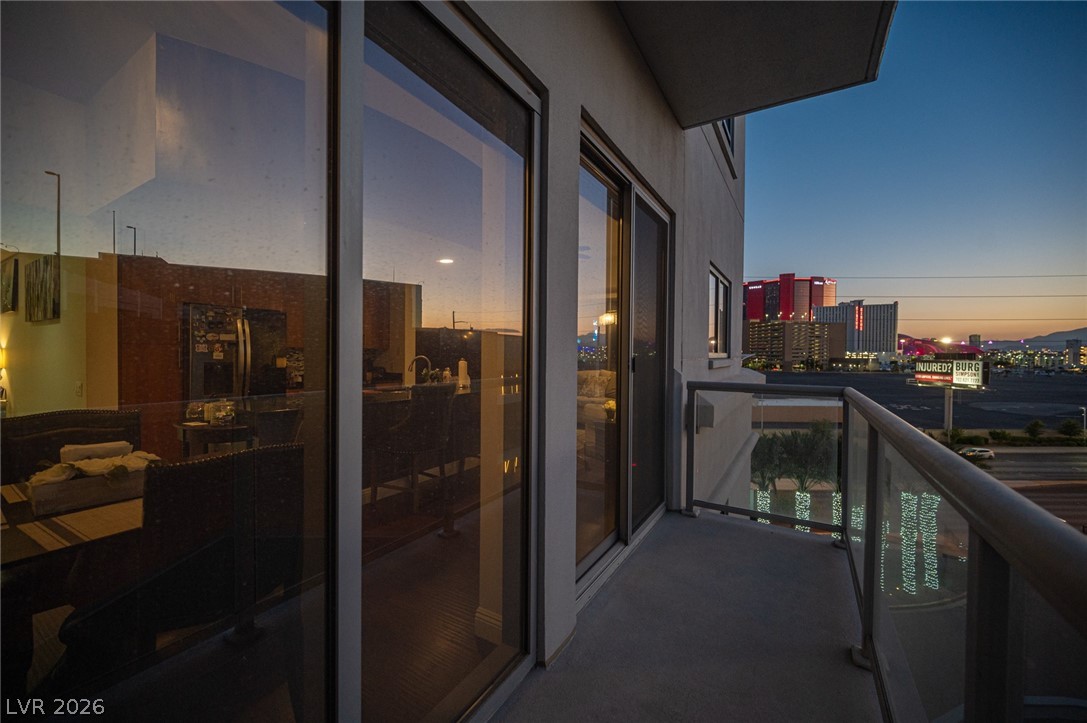 200 West Sahara Avenue 501