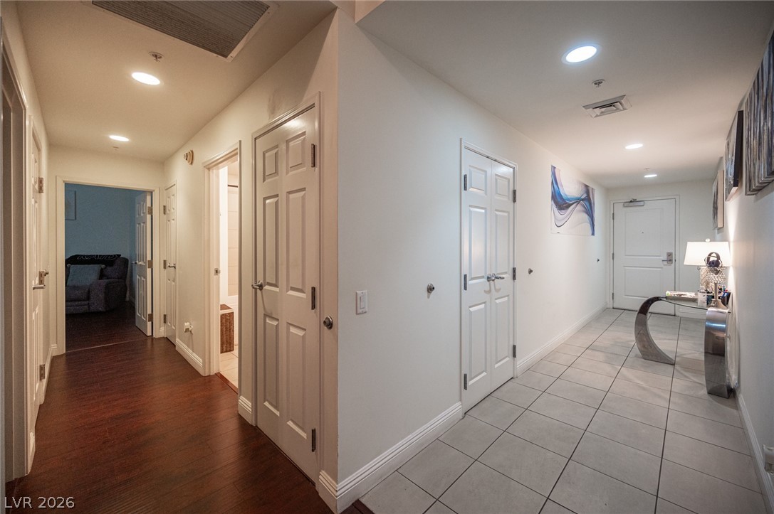 200 West Sahara Avenue 501