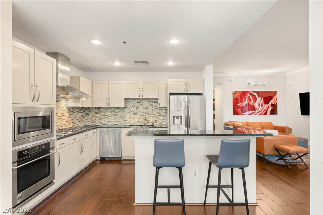4575 Dean Martin Drive 1007