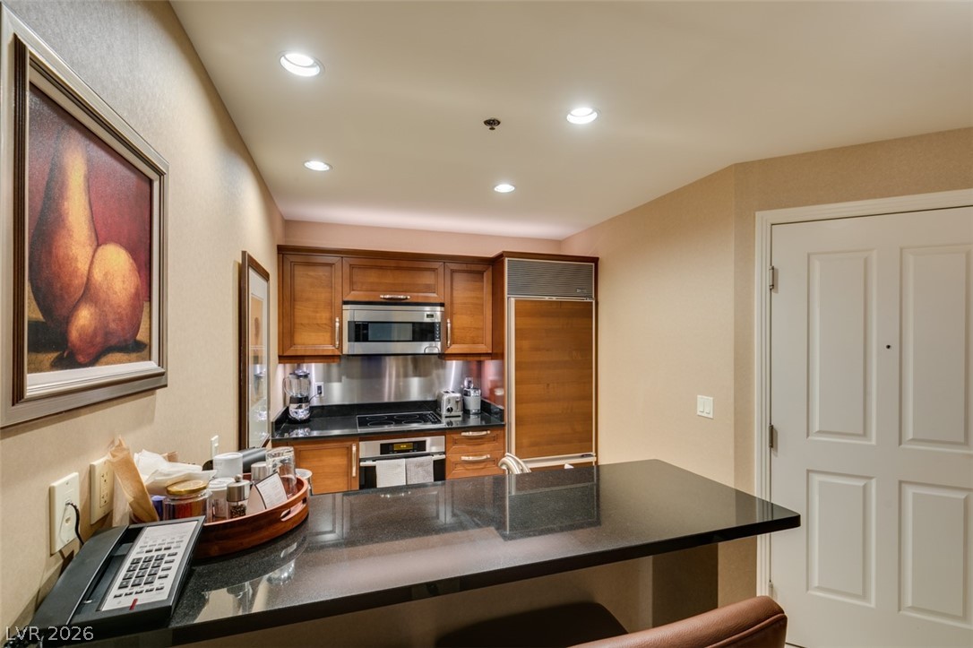 125 East HARMON Avenue 2821