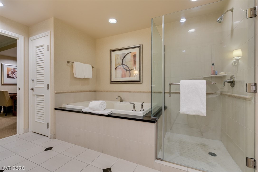 125 East HARMON Avenue 2821