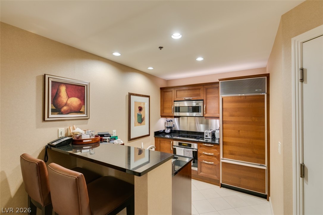 125 East HARMON Avenue 2821