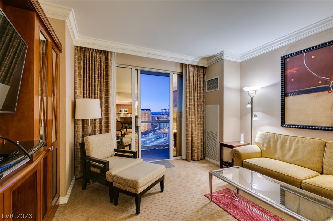 125 East HARMON Avenue 2821