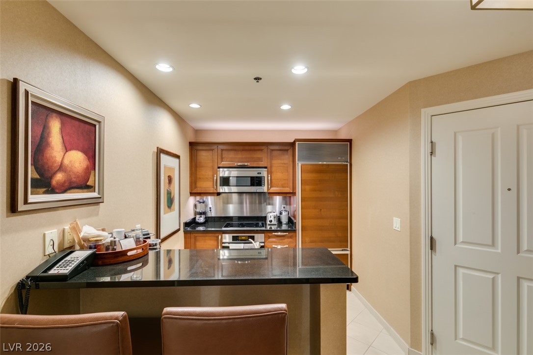 125 East HARMON Avenue 2821