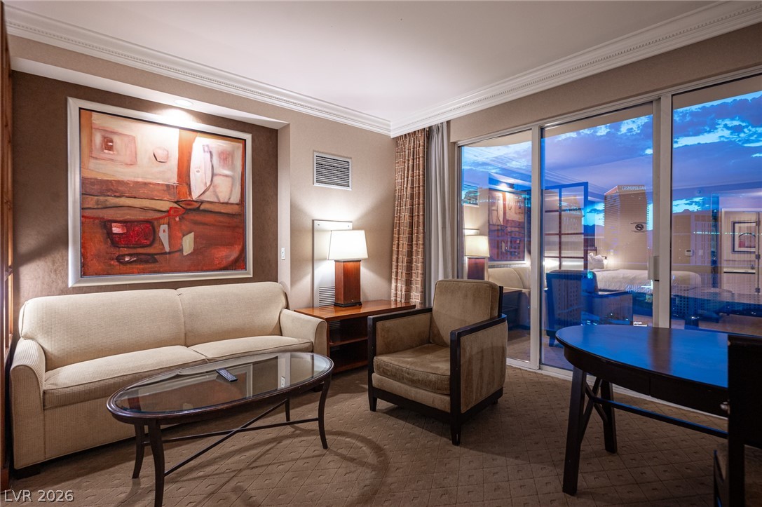 135 East HARMON Avenue 1017