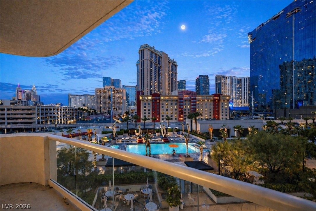 135 East HARMON Avenue 1017