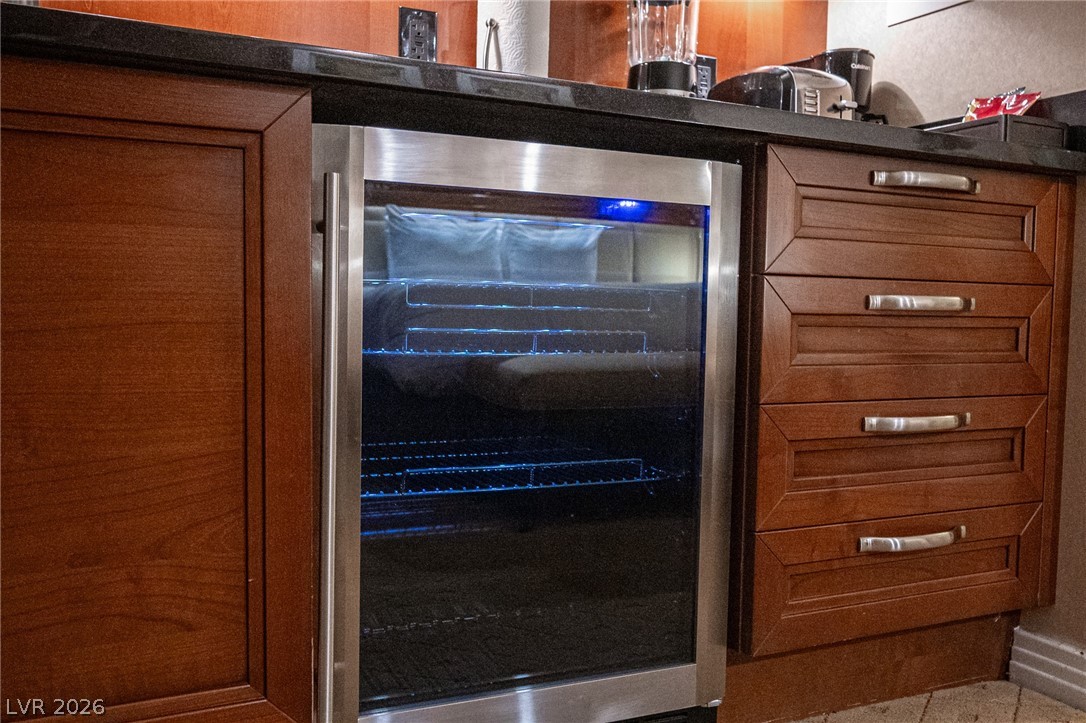 135 East HARMON Avenue 1017