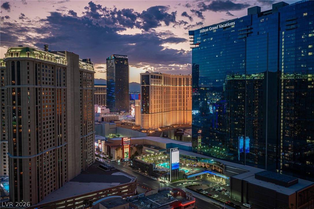 135 East HARMON Avenue 1017