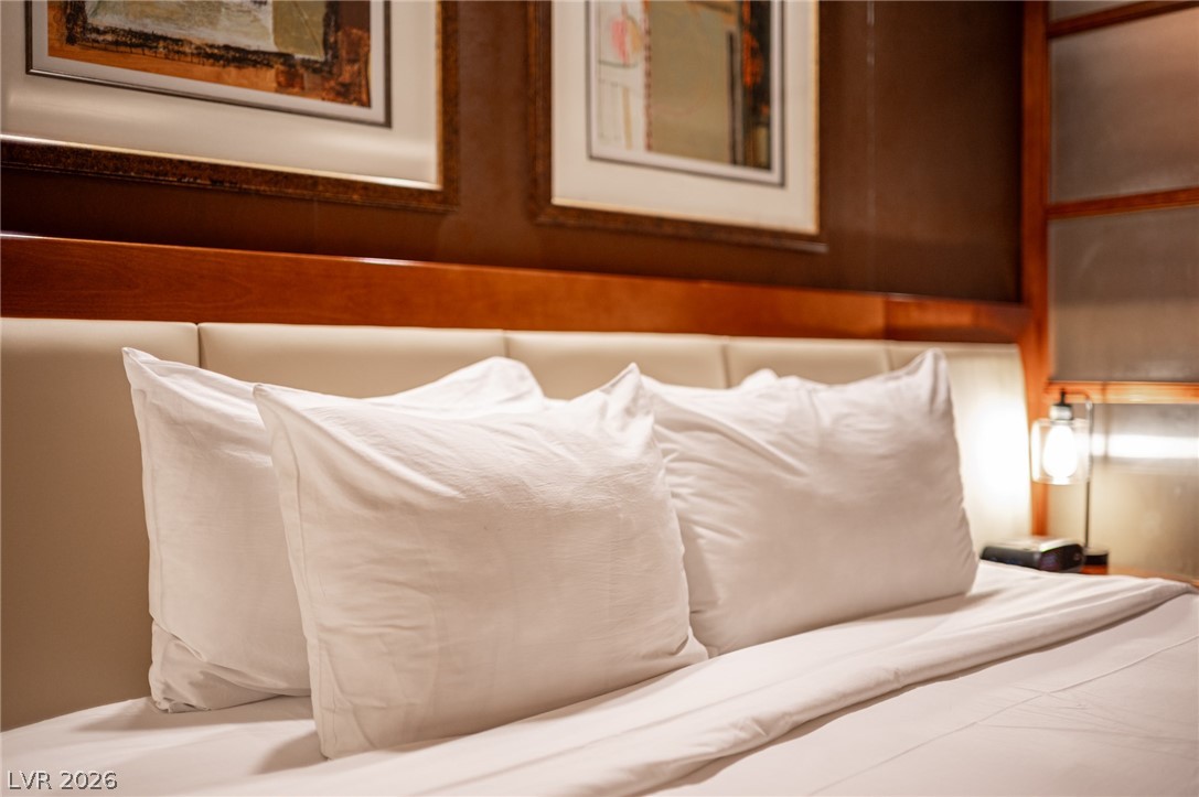 135 East HARMON Avenue 1017