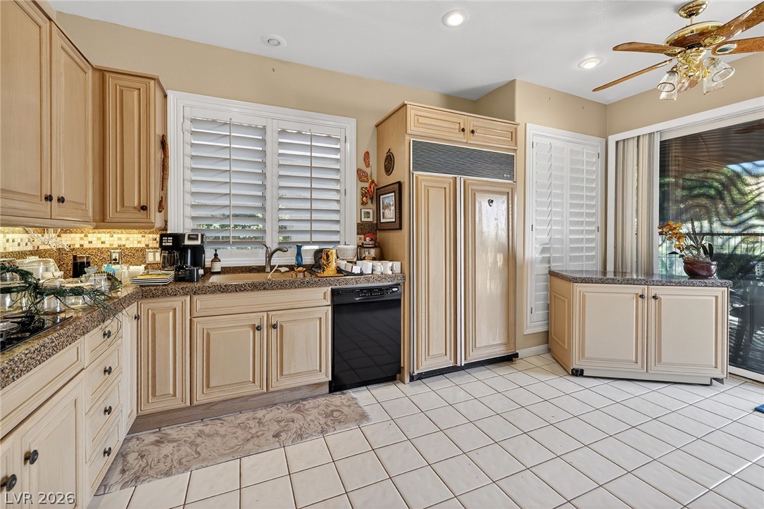 8500 Carmel Ridge Court