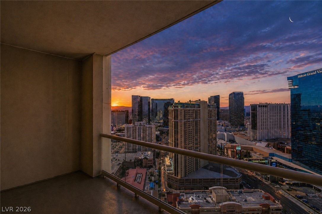 135 East HARMON Avenue 3209