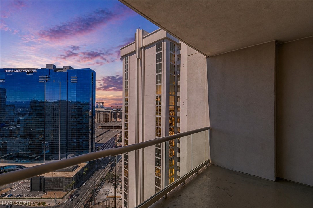 135 East HARMON Avenue 3209