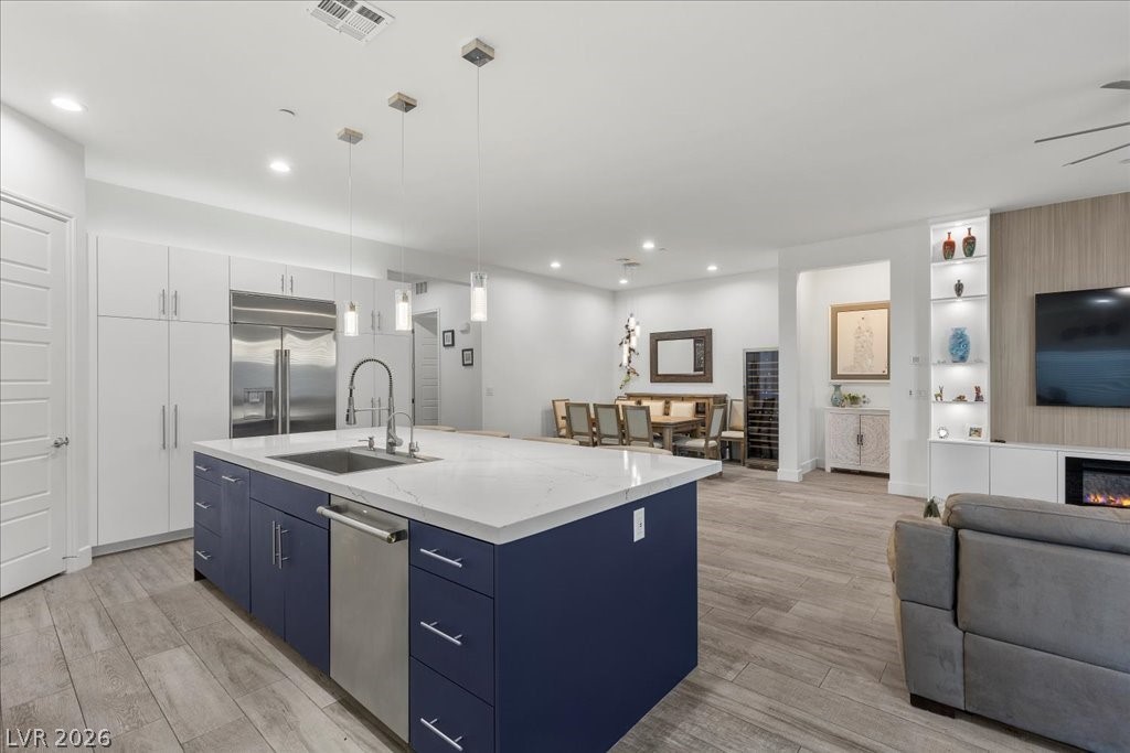 12476 Heritage Bend Drive