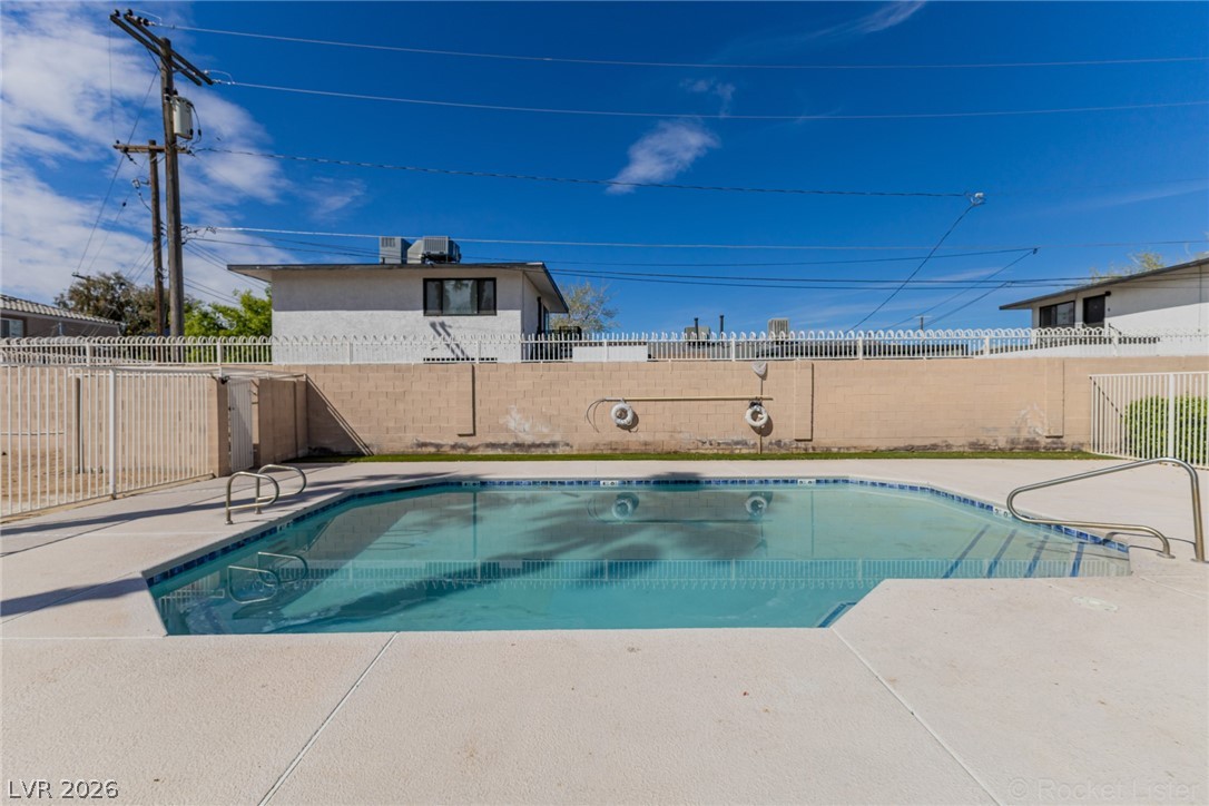 2122 Sleepy Court 2122