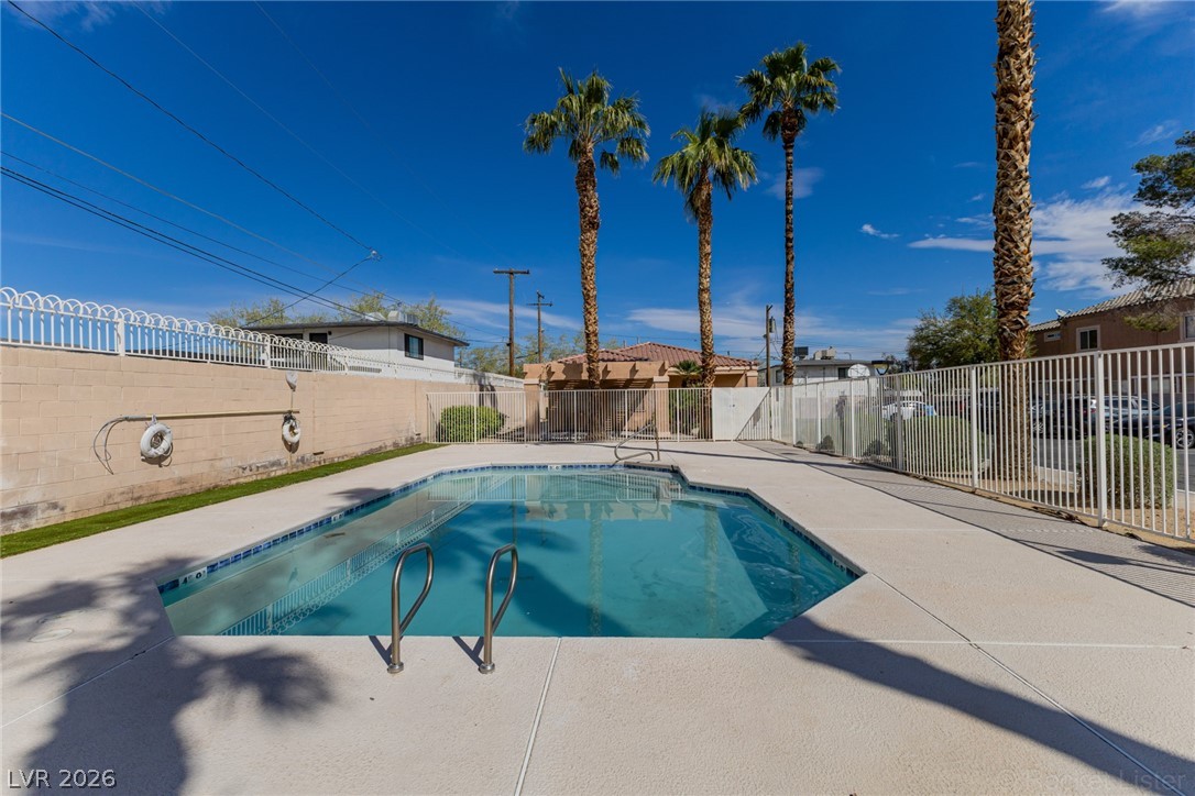 2122 Sleepy Court 2122