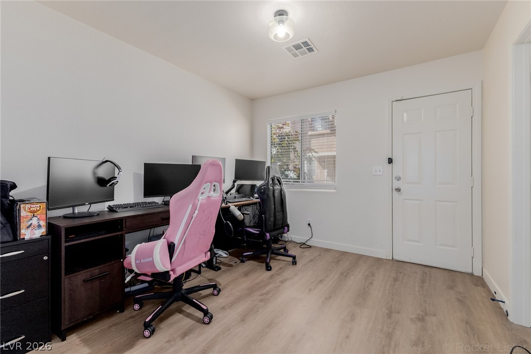 2122 Sleepy Court 2122