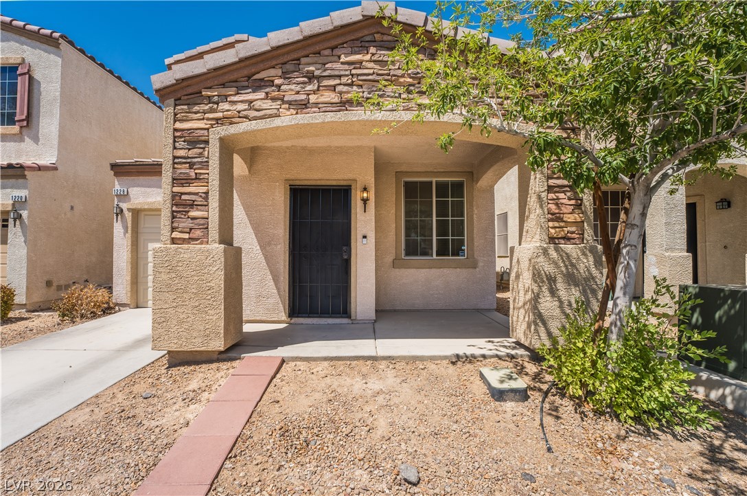 1228 Oak Village Avenue