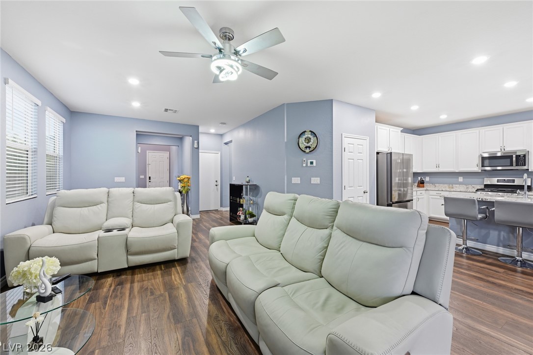 2740 Aldine Court