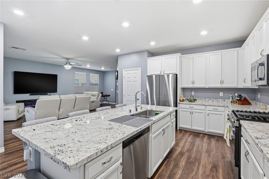 2740 Aldine Court