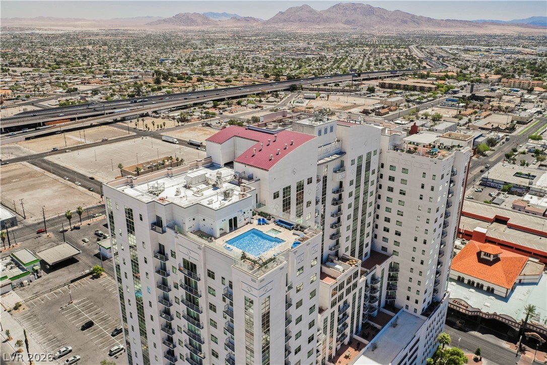 150 Las Vegas Boulevard 2115