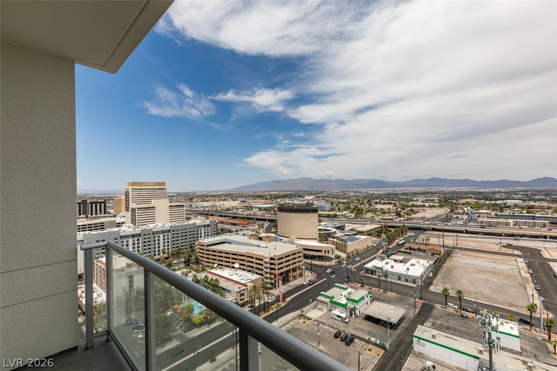 150 Las Vegas Boulevard 2115