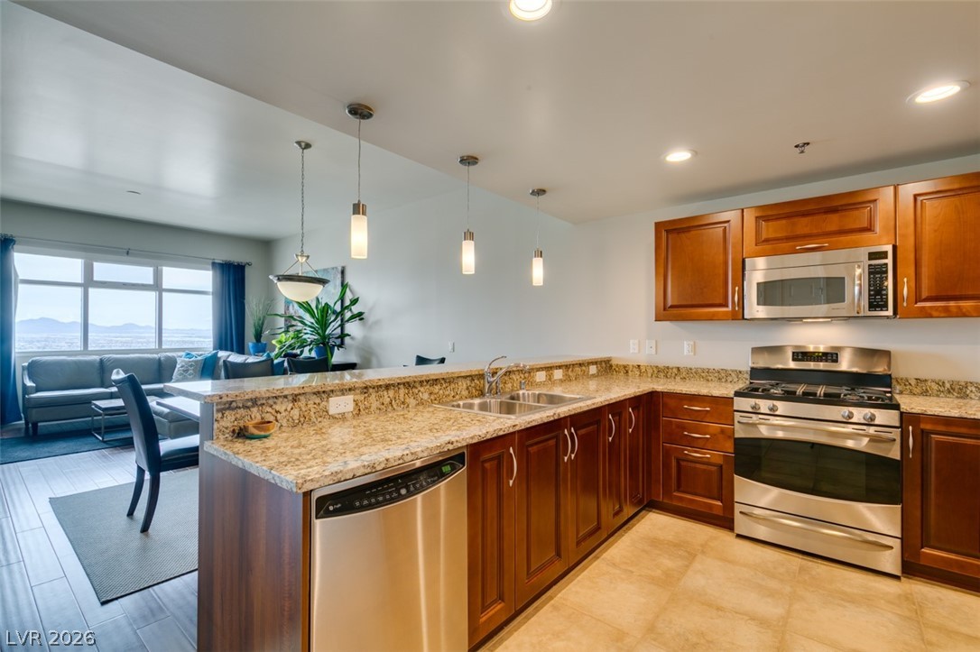 150 Las Vegas Boulevard 2115
