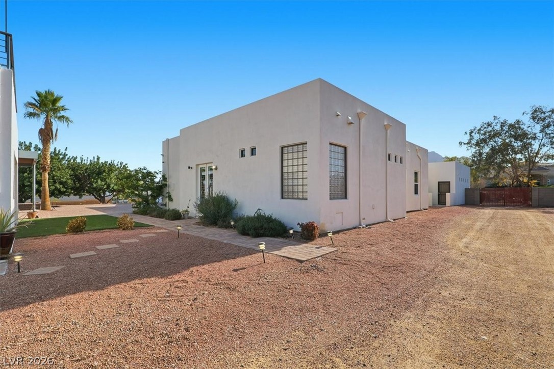 928 Santa Helena Avenue