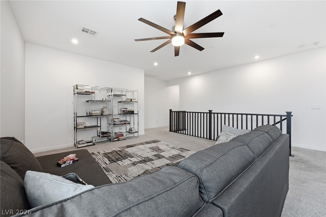 6934 Boulder View Street