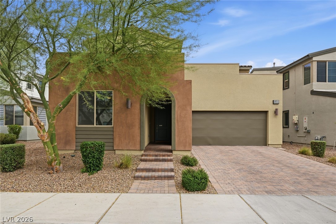 6934 Boulder View Street