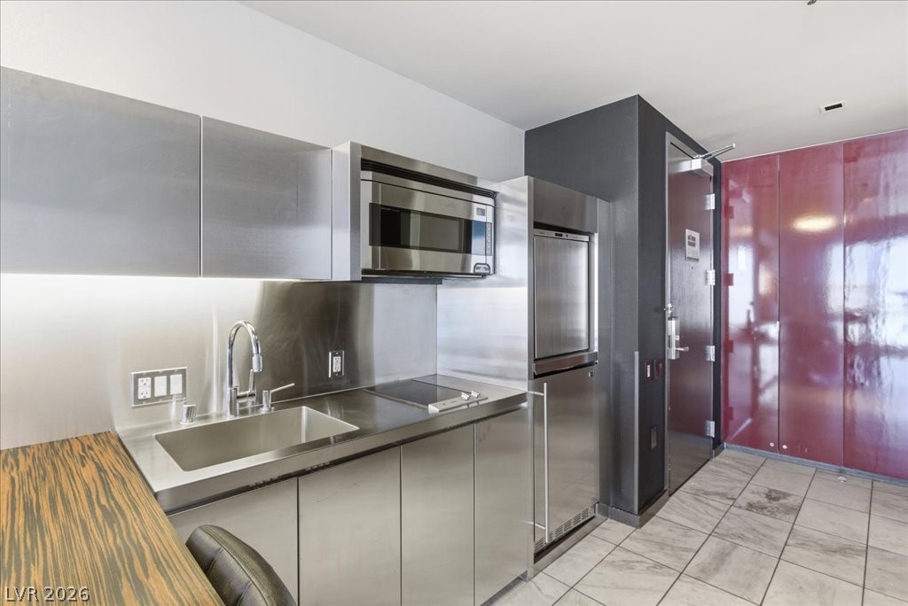 4381 West FLAMINGO Road 10306