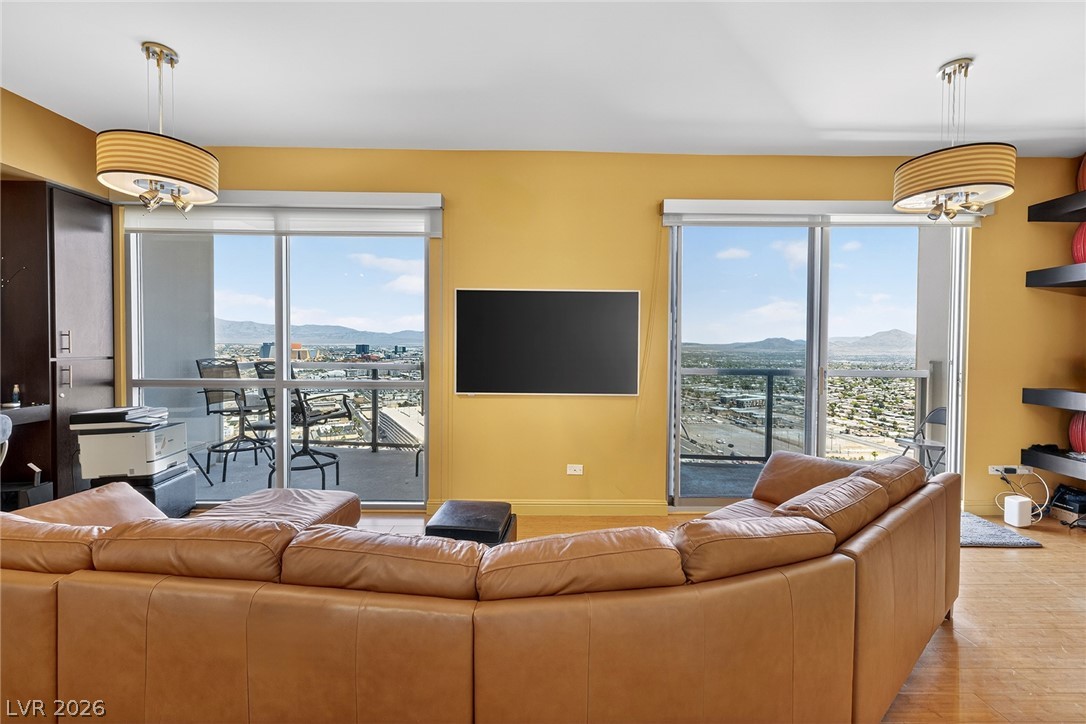 200 West Sahara Avenue 3012