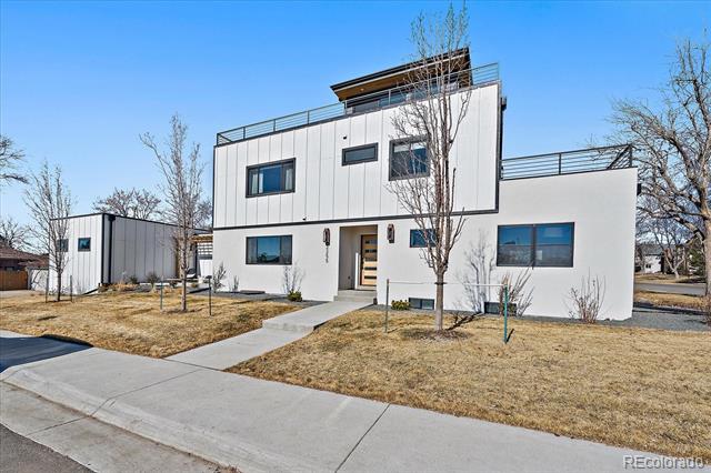 2255 E Iowa Avenue