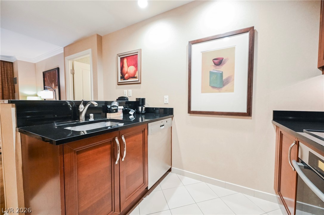 145 East HARMON Avenue 302