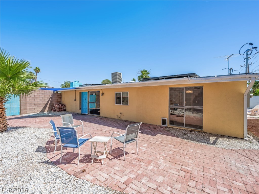 3211 Sundown Drive