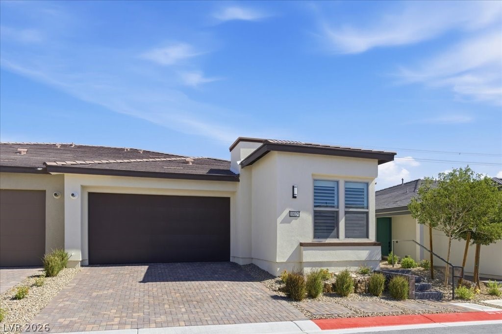 10026 Sangria Sunrise Avenue