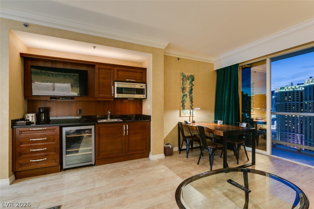 145 East HARMON Avenue 2617