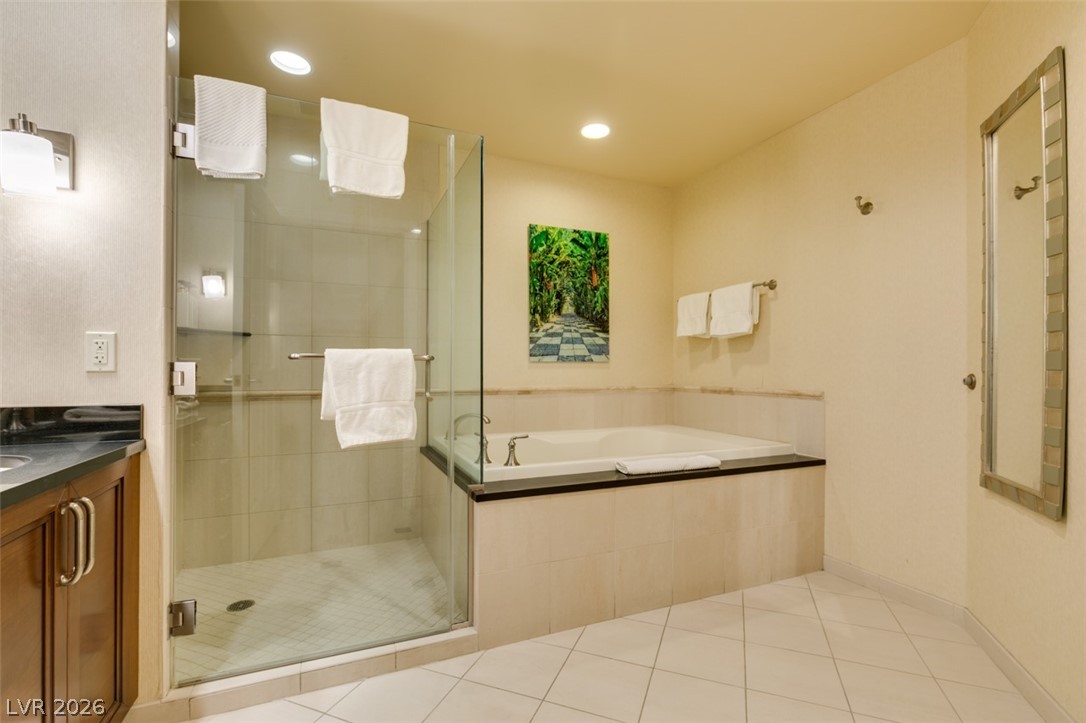 145 East HARMON Avenue 2617