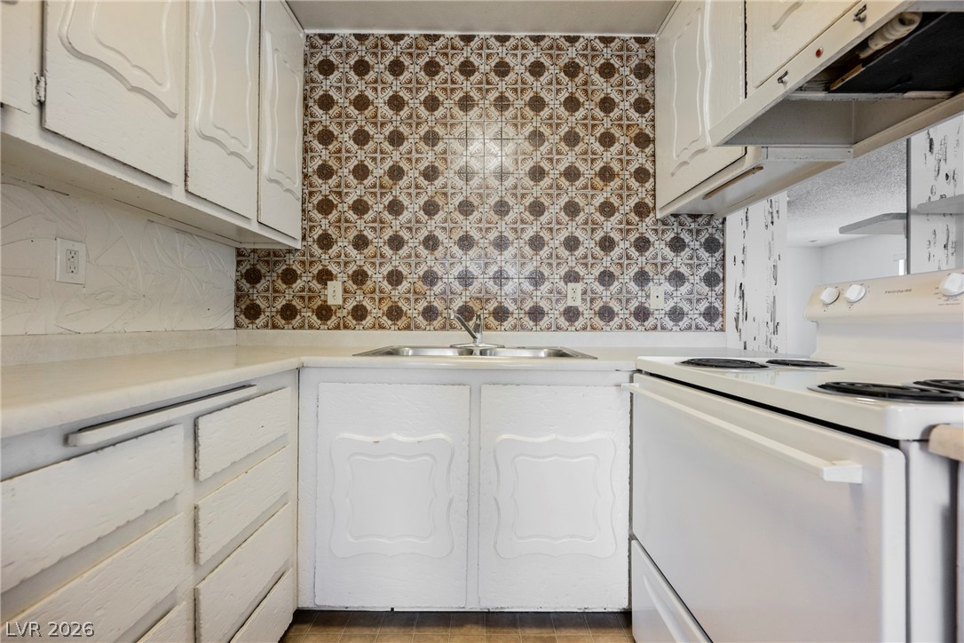 1337 Dorothy Avenue 4