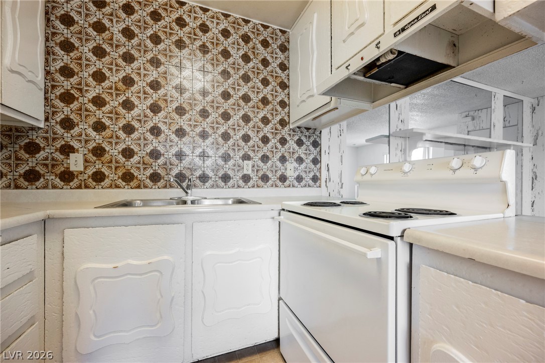1337 Dorothy Avenue 4
