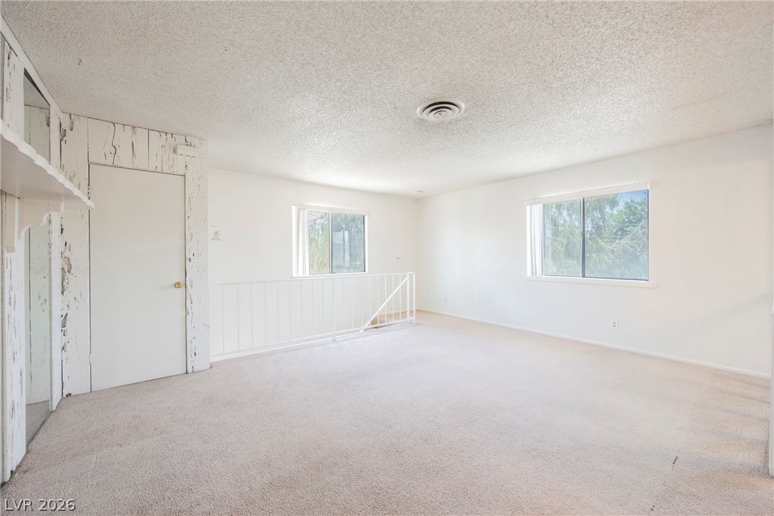 1337 Dorothy Avenue 4