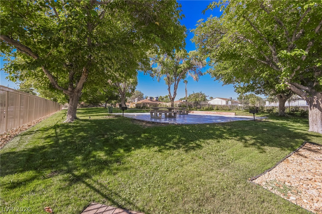1337 Dorothy Avenue 4