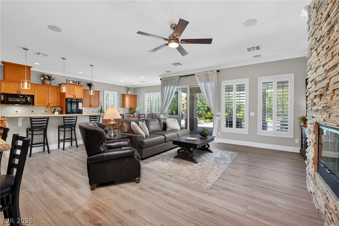 5594 Sumac Ridge Court