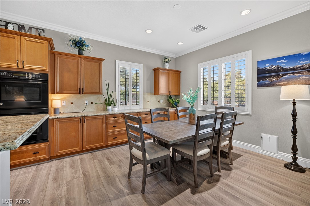 5594 Sumac Ridge Court