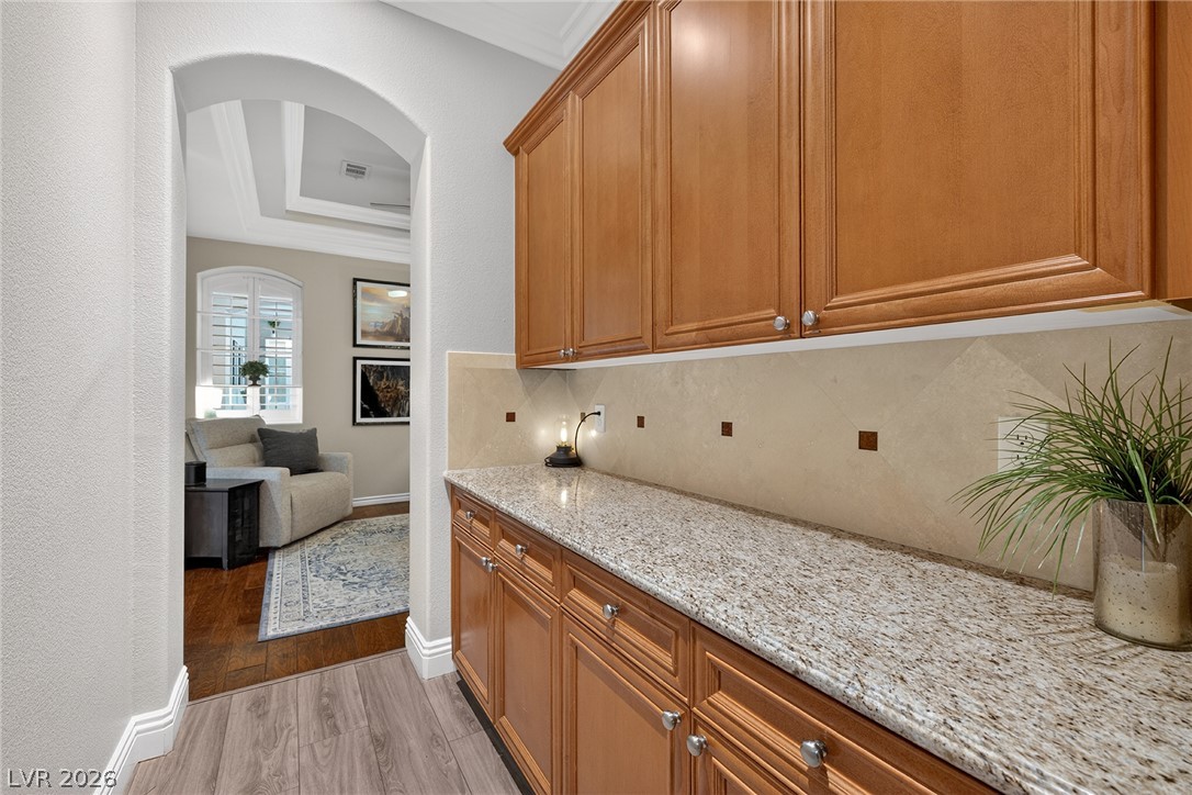 5594 Sumac Ridge Court