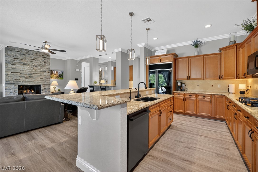 5594 Sumac Ridge Court