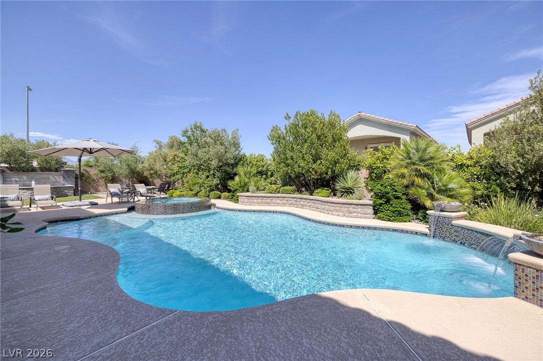 5594 Sumac Ridge Court